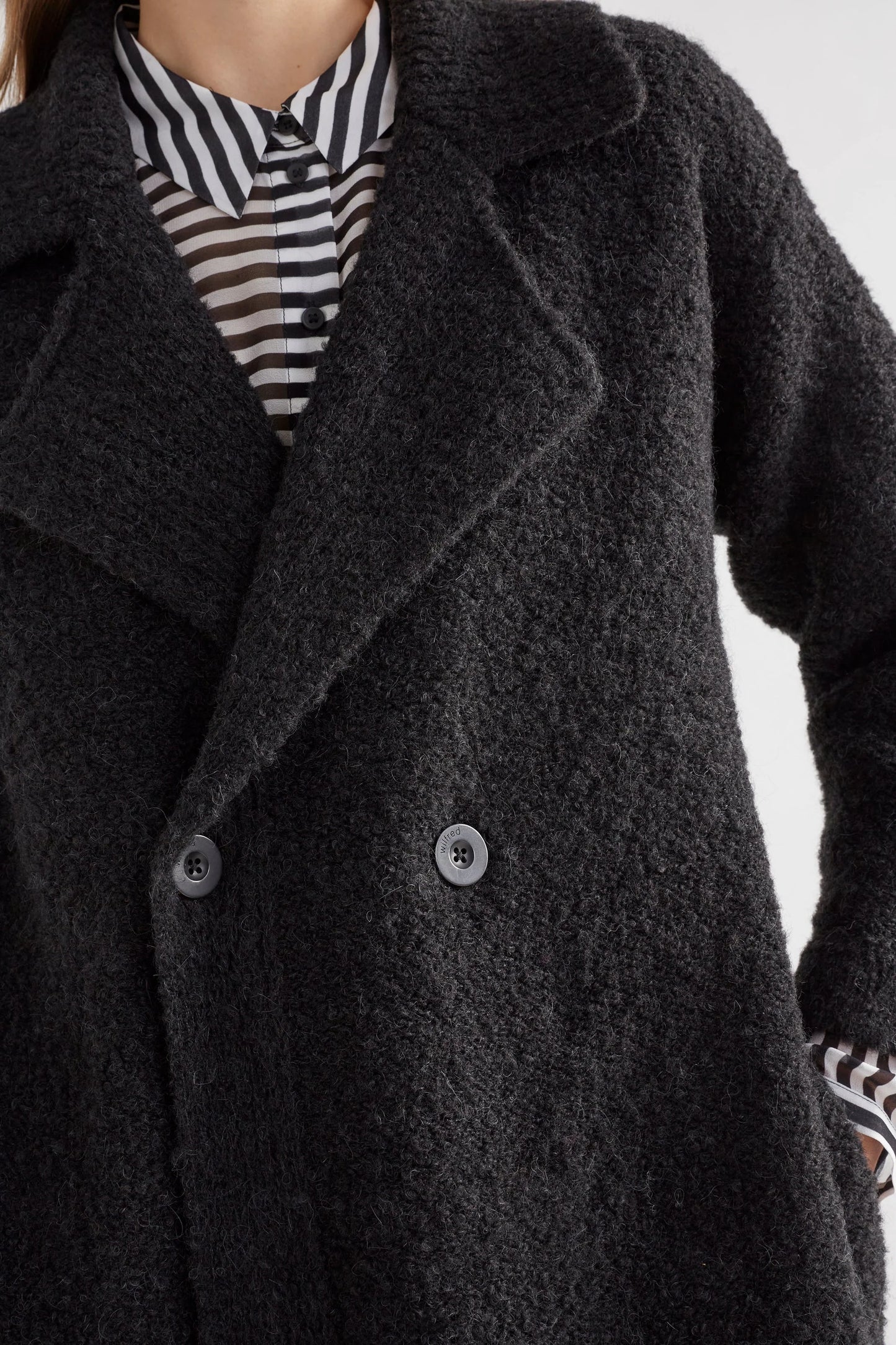 Tische Cardigan - Black