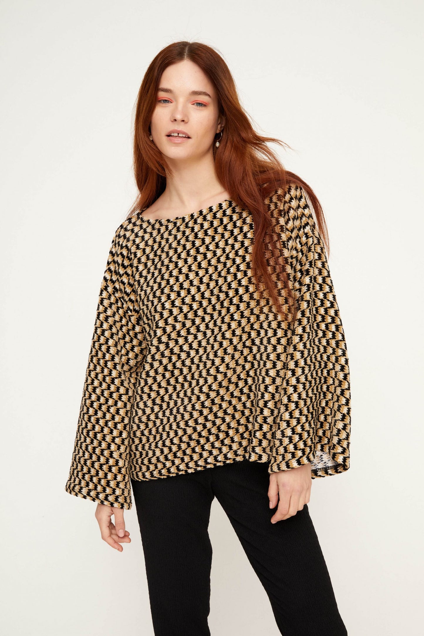 Genera Jumper - Caramel Zig Zag