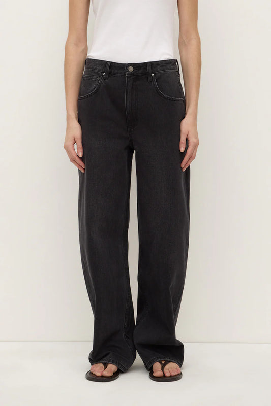 Low Curve Mid Rise Jean - Faded Black
