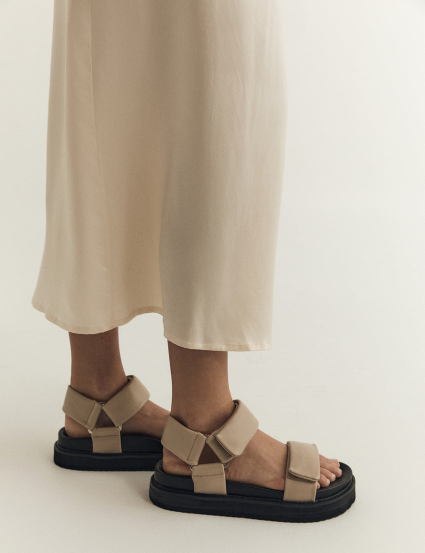 Maja Platform - Taupe