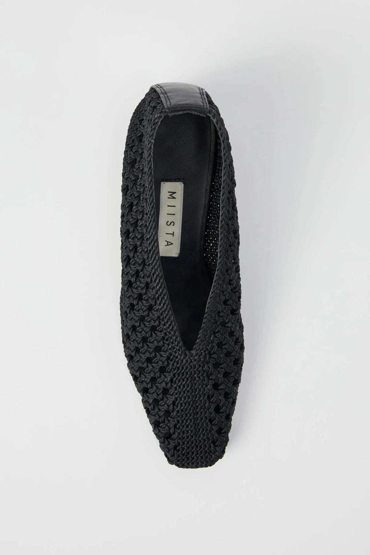 Taissa Courts - Black