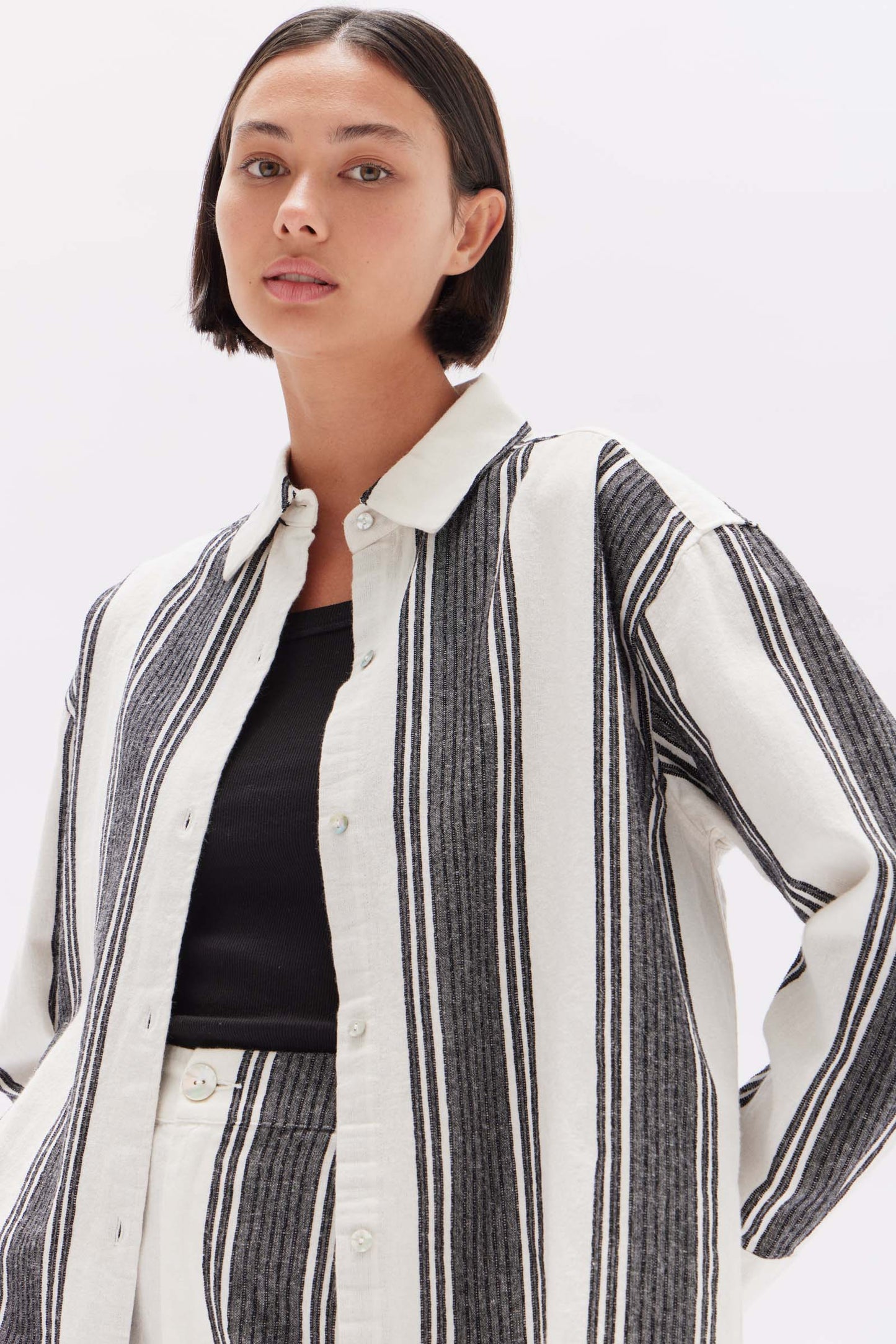 Tuscany Linen Stripe Long Sleeve Shirt - Black / White