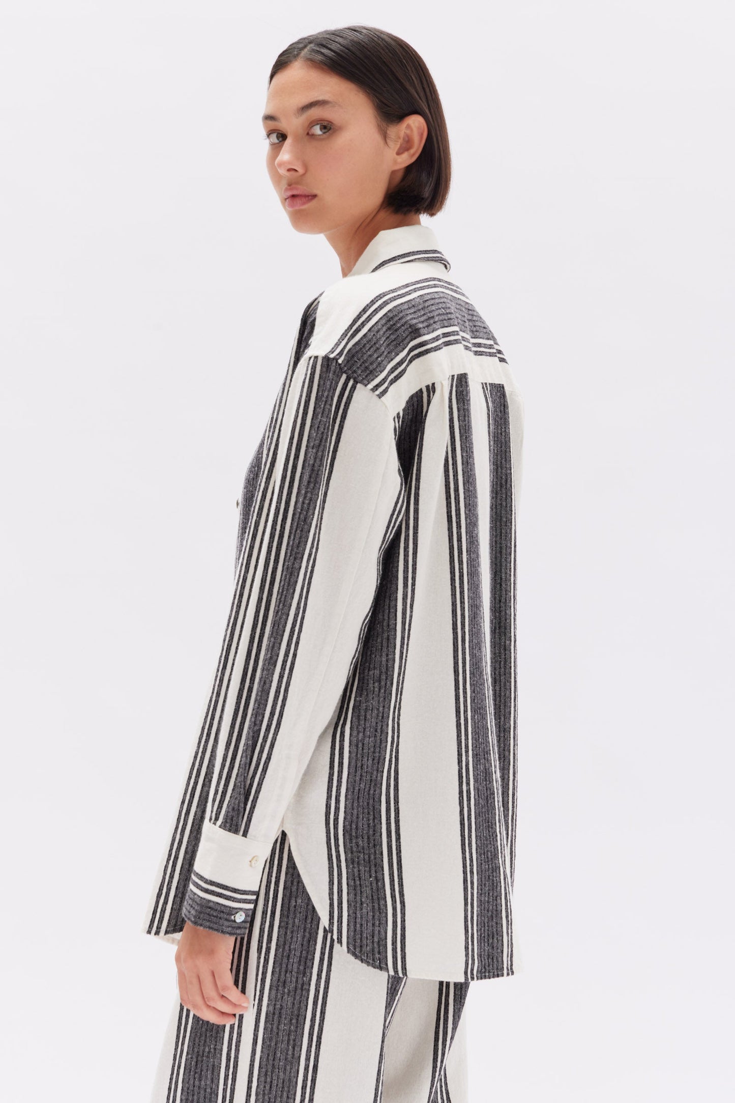 Tuscany Linen Stripe Long Sleeve Shirt - Black / White