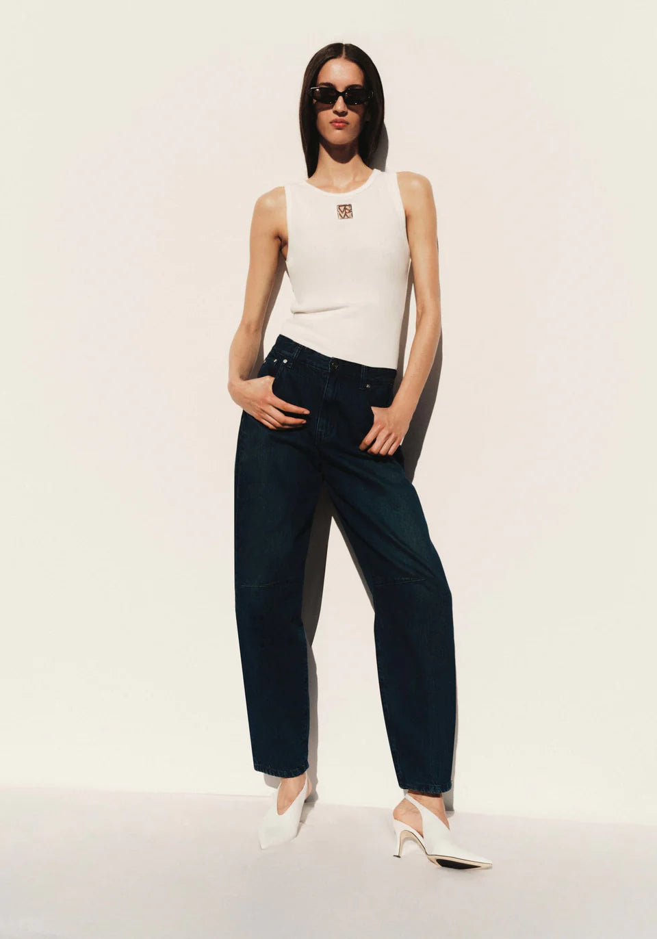 V&W Metal Tank - Ivory