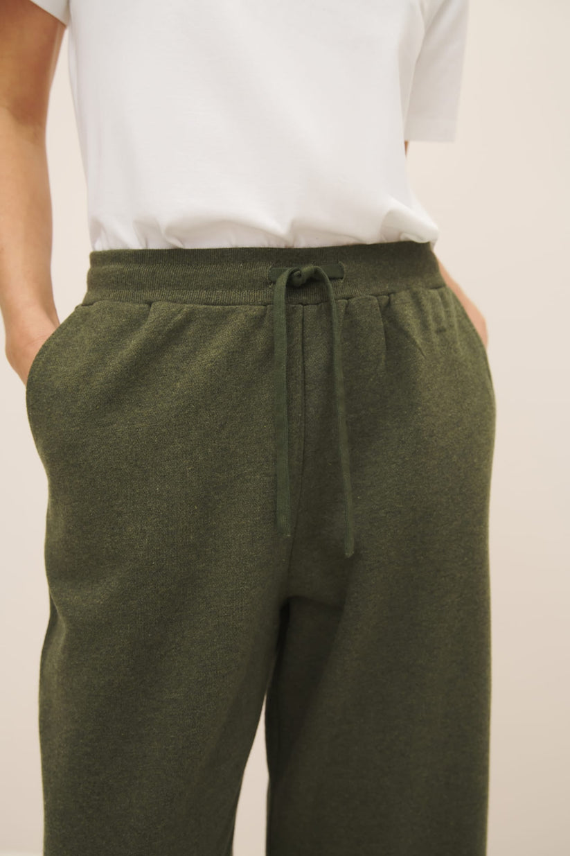 Utility Trackpant - Khaki Marle