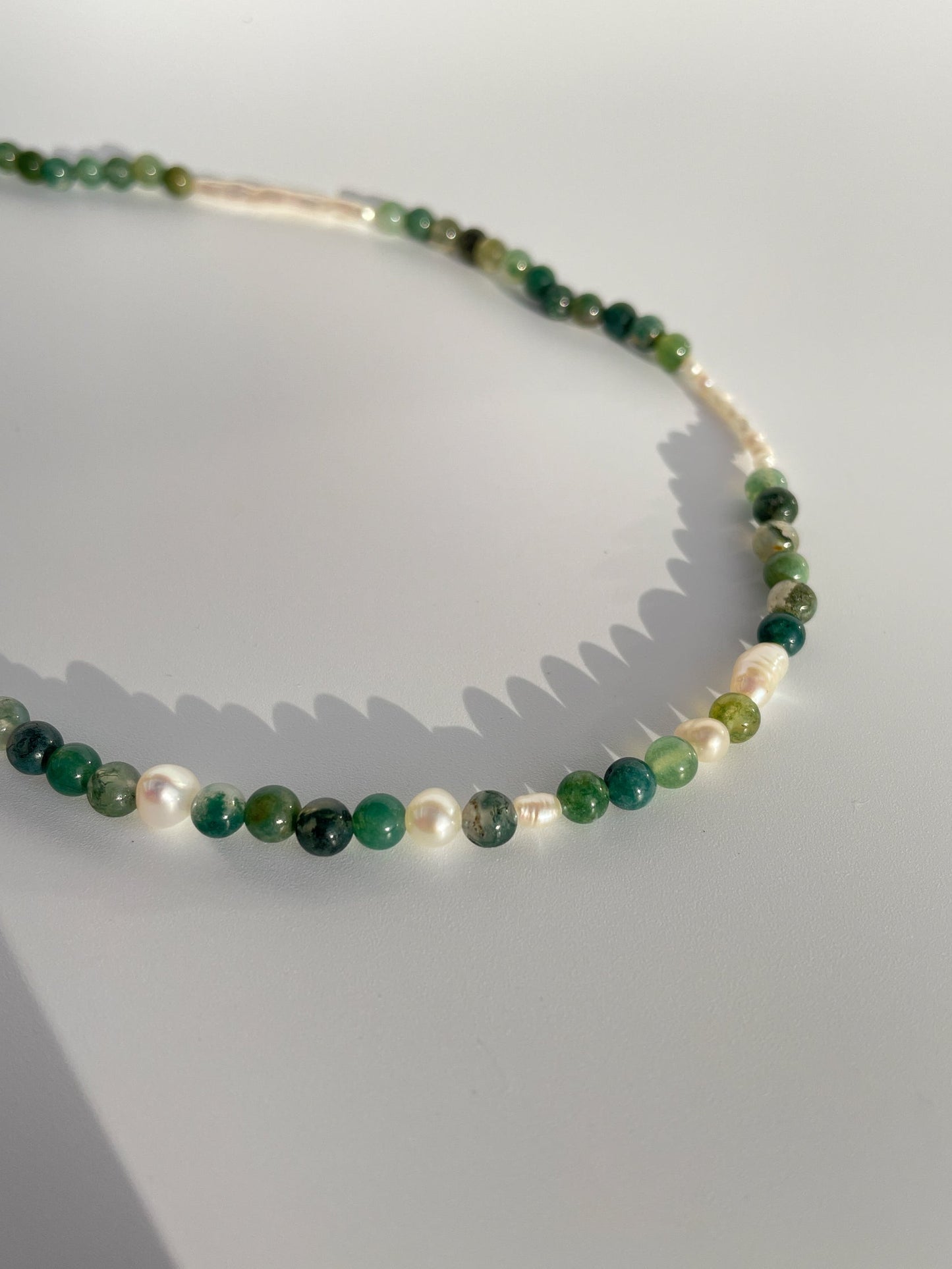 Linear Green Moss Agate Pearl Necklace