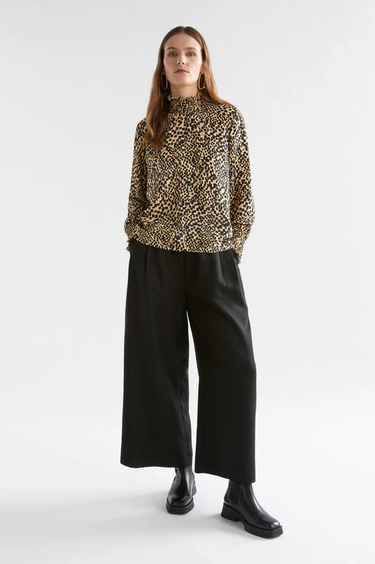 Veda Turtle Neck Top - Beige Sinda Print