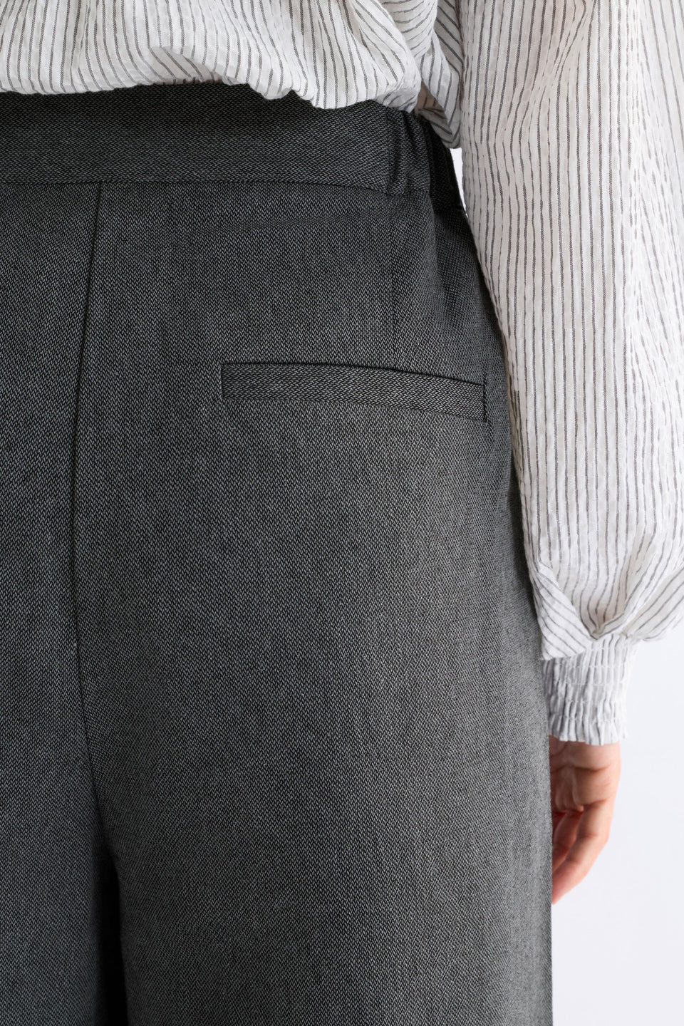 Unn Pant - Dark Grey Marle