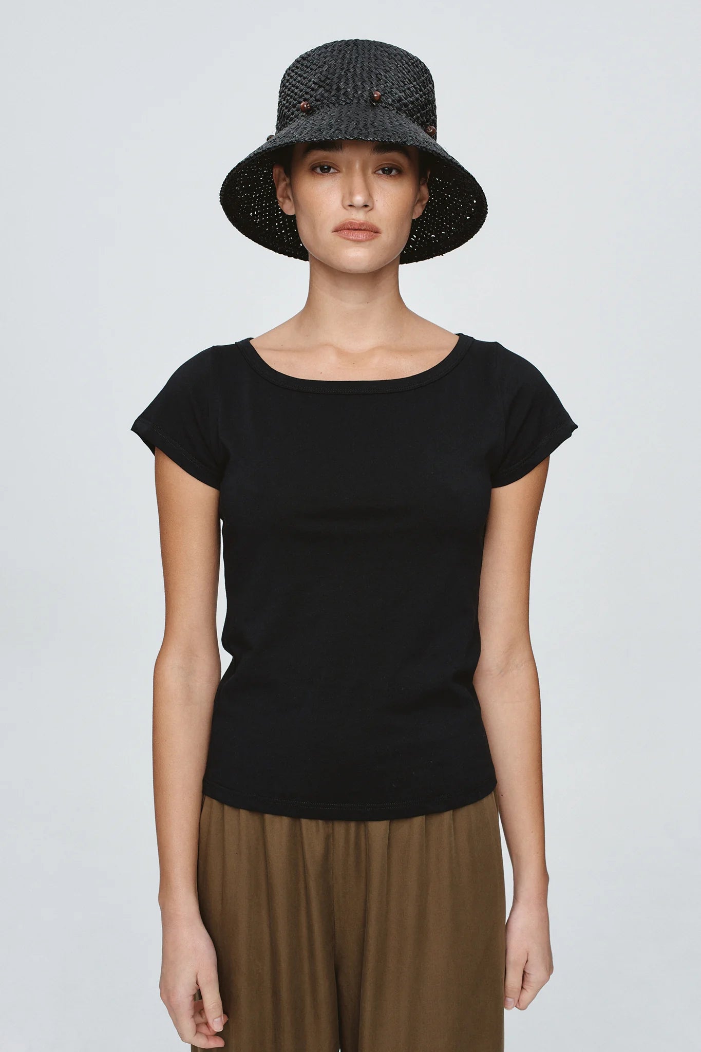 Avia Hat - Black
