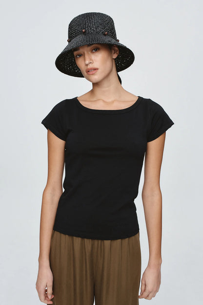 Avia Hat - Black