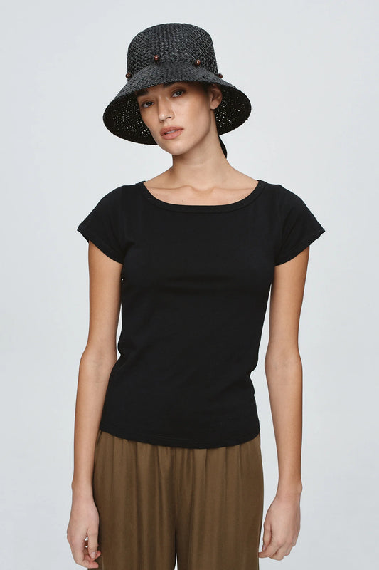 Avia Hat - Black