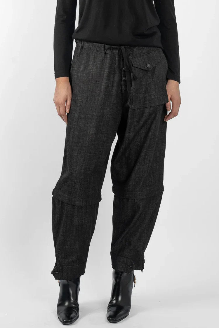 M.A. Dainty Trucker - Black