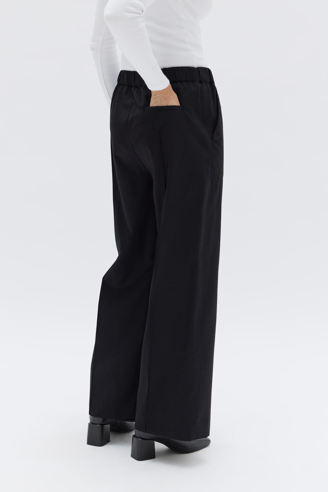 Demi Wool Trouser - Black