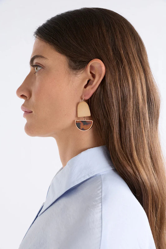 Heran Hook Earring - Tortoiseshell