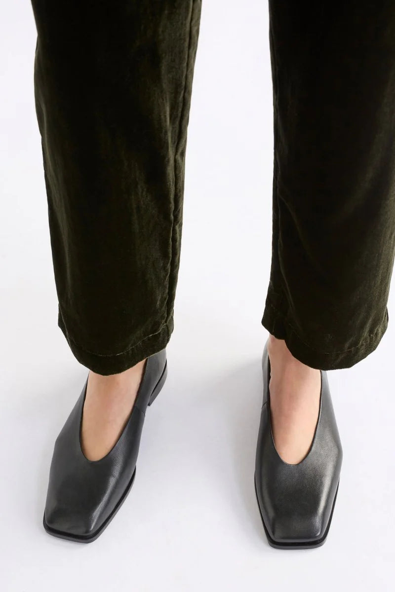 Feldde Flat - Black