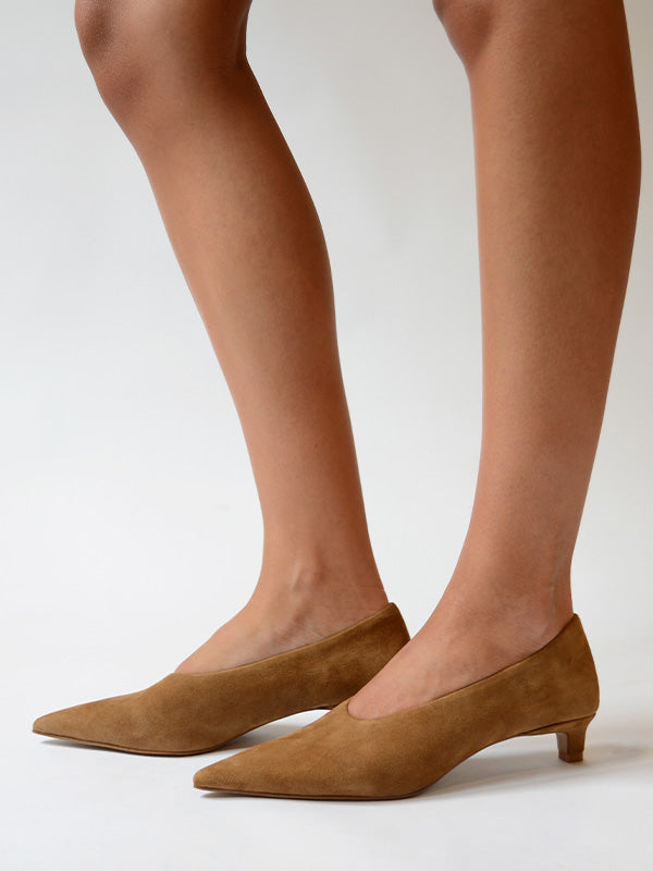 Harriet III - Cinnamon Suede