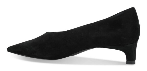 Harriet III - Ebony Suede