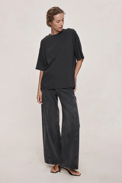 Hele Tee - Black
