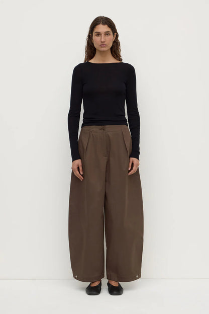 Jasmine Cotton Adjustable Barrel Leg Pant - Military