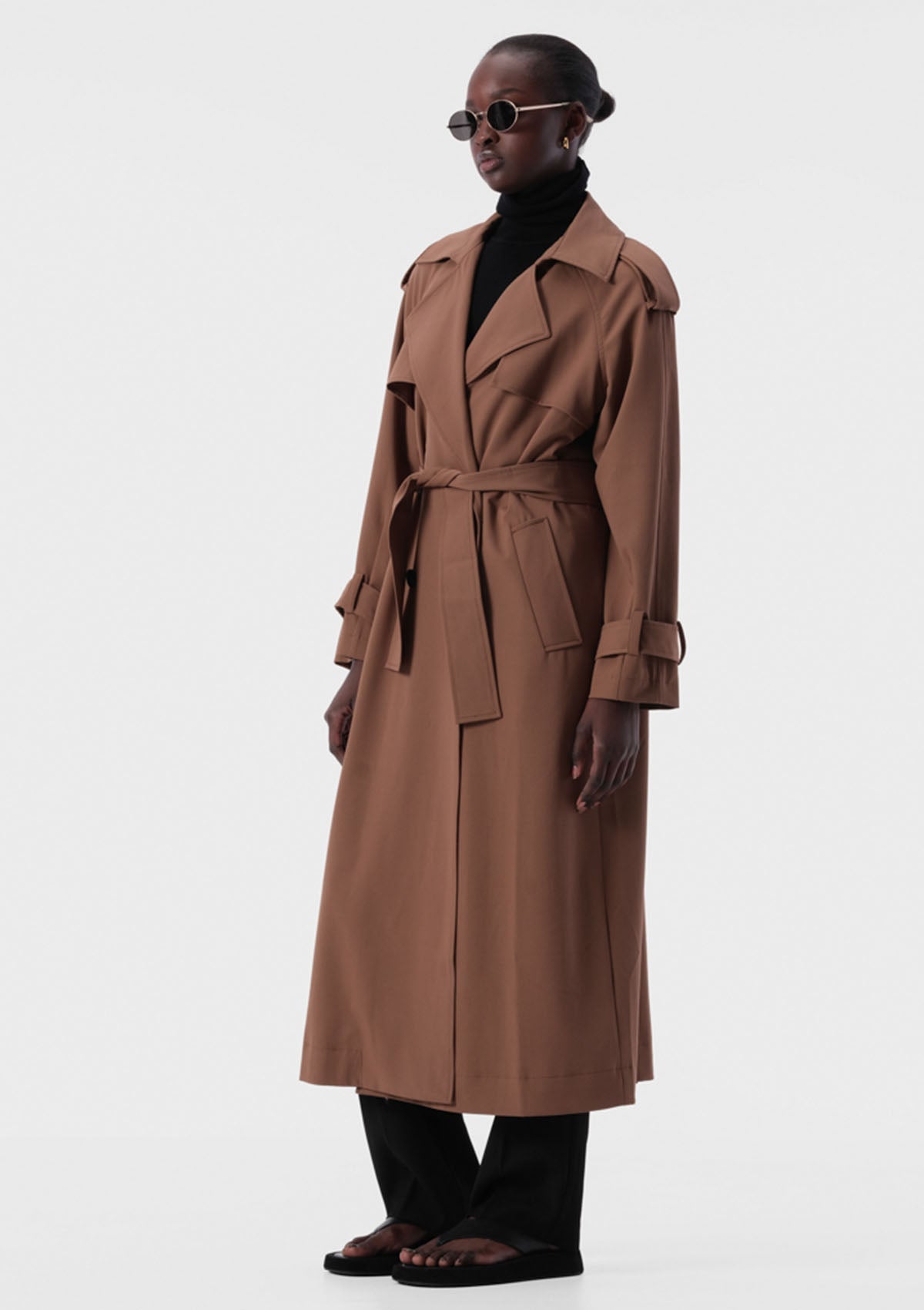 Josefine Trench - Camel