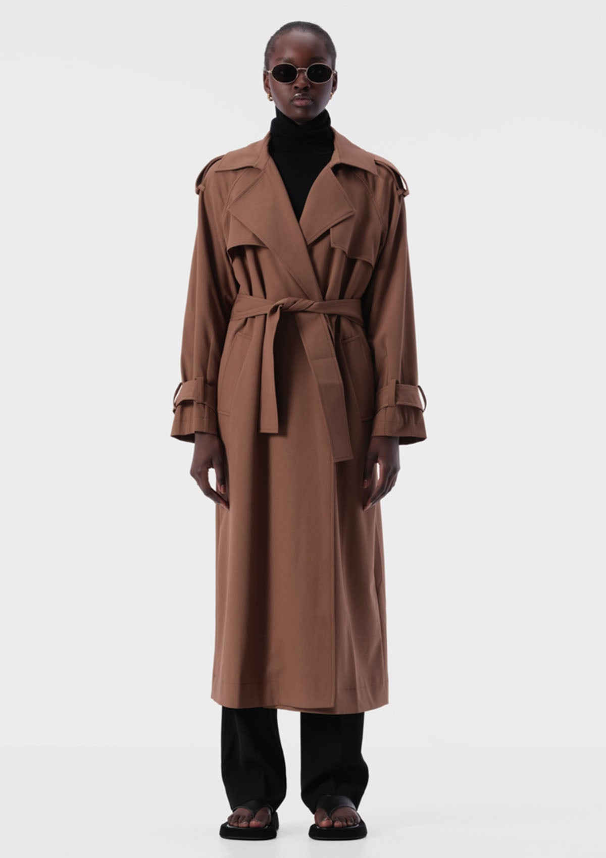 Josefine Trench - Camel