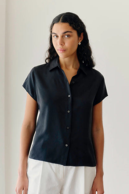 Karri Silk SS Shirt - Black