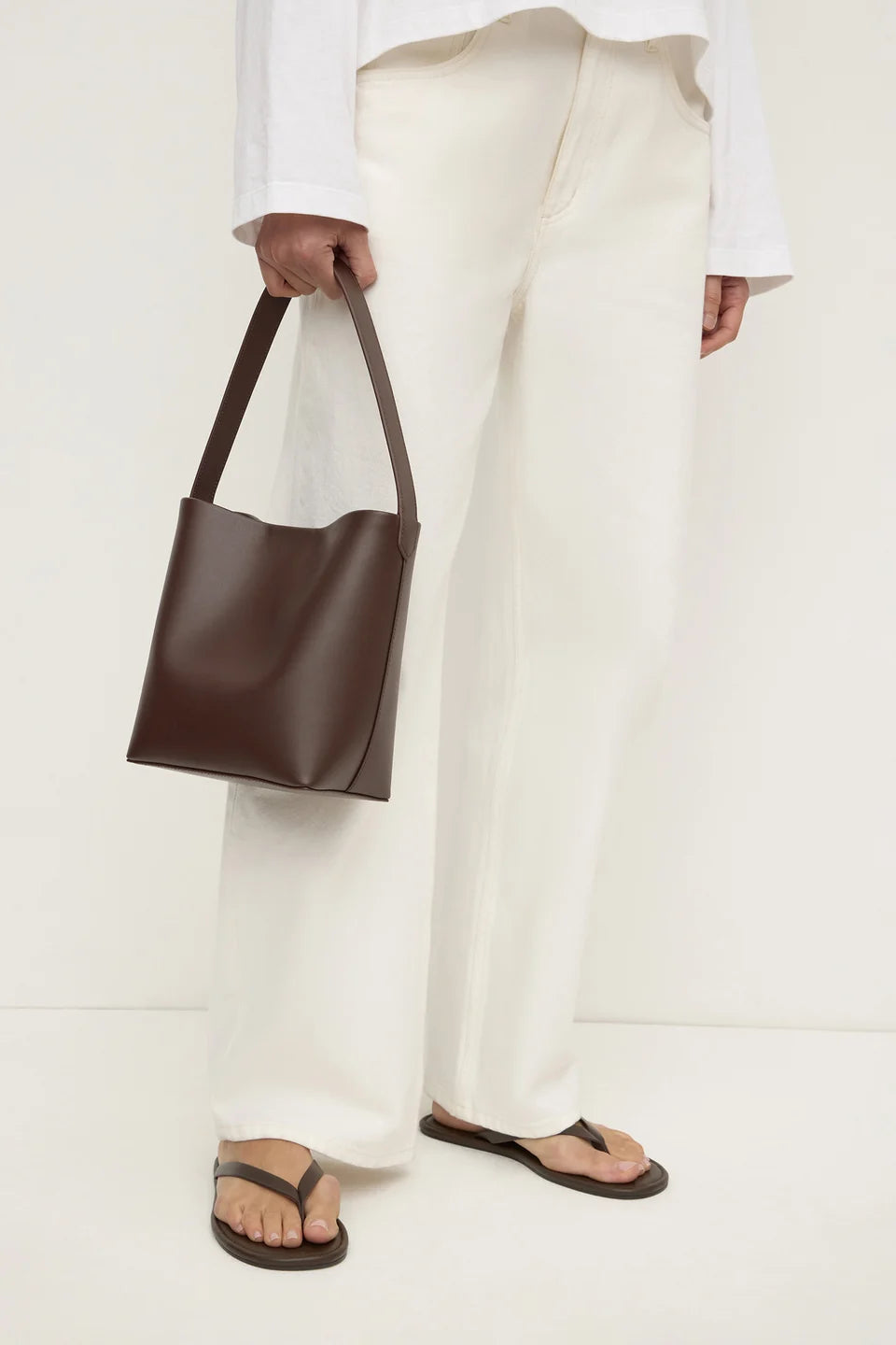 Nova Mini Bucket Bag - Walnut