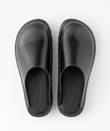 Delft - Brushed Black