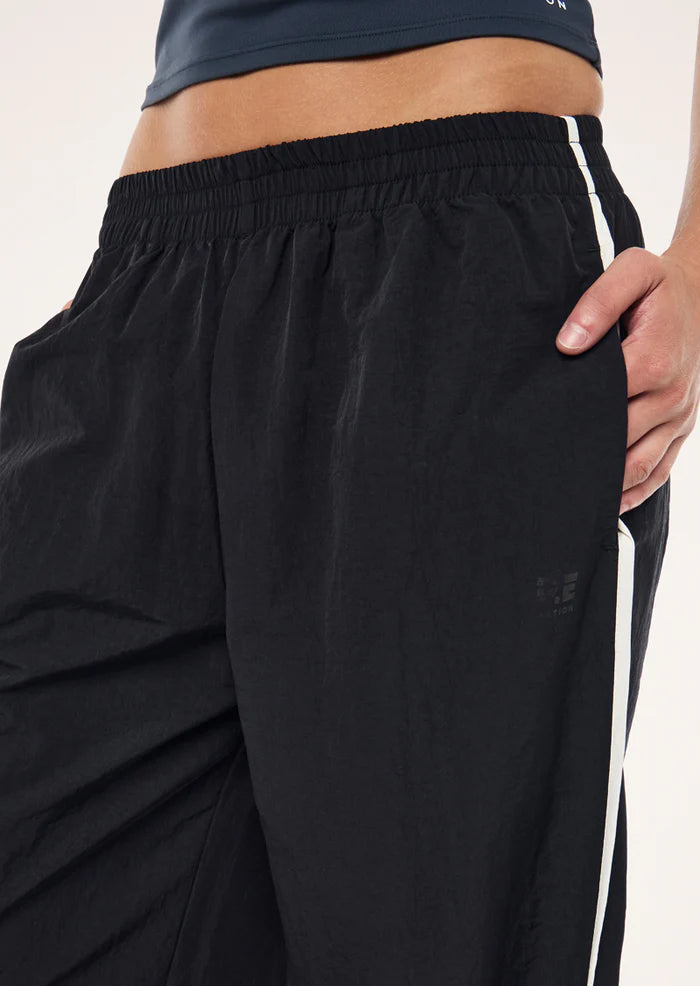 Velocity Pant - Black/Whisper White