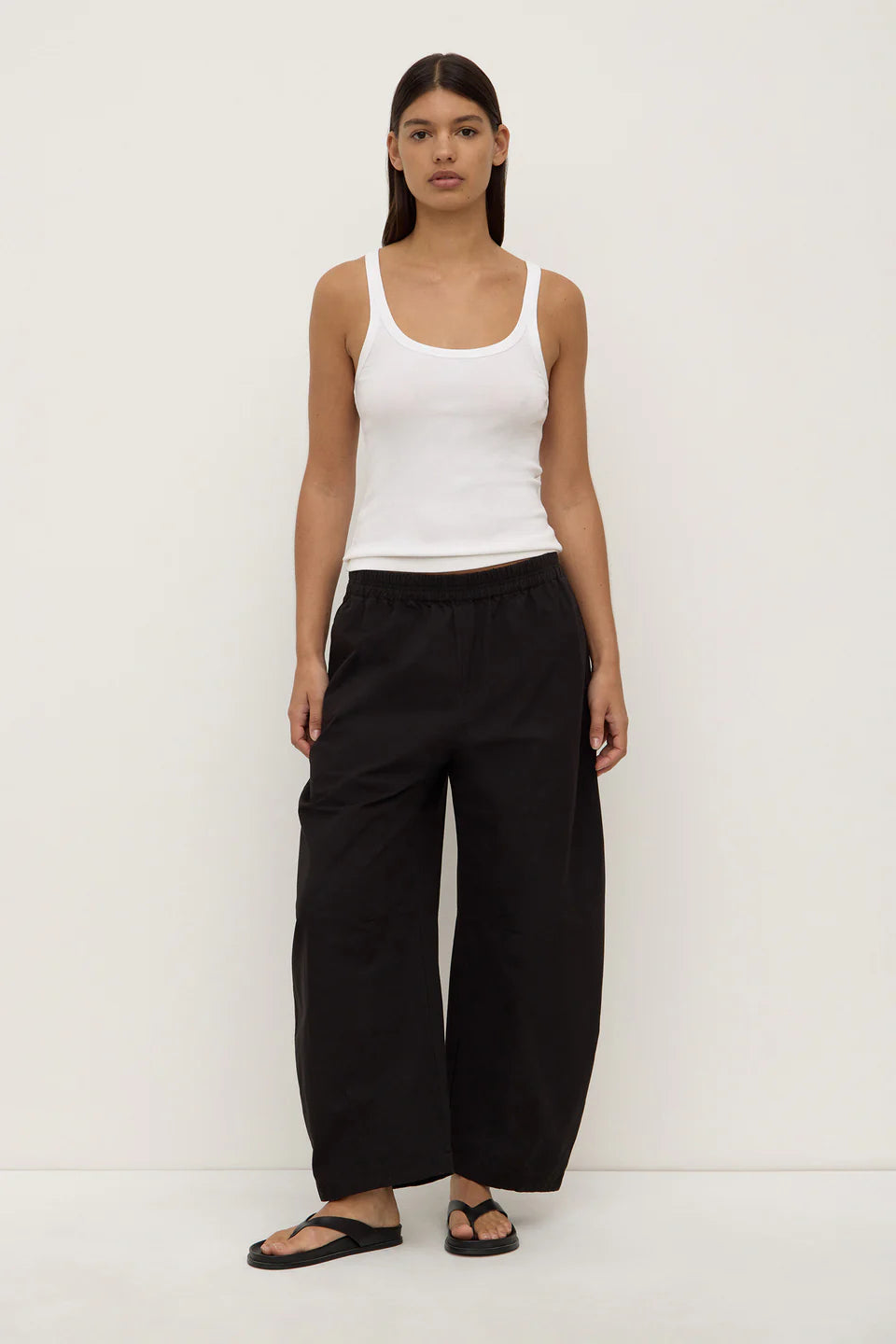 Lola Barrel Pant - Black