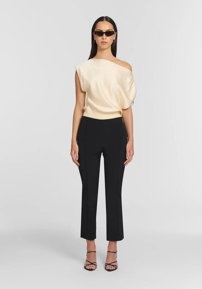 Lucida Capri - Black