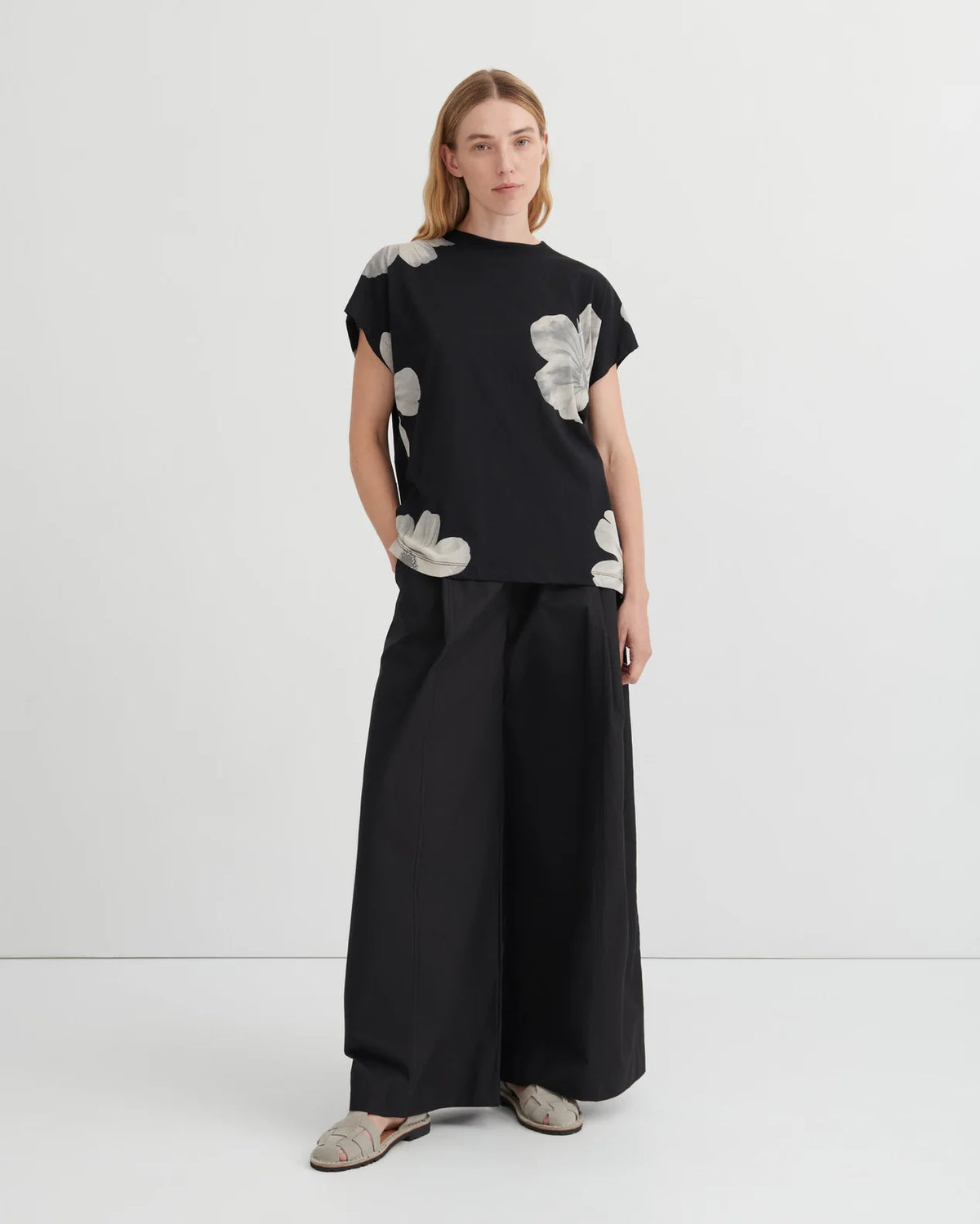 Geometry Tee - Monochrome Floral