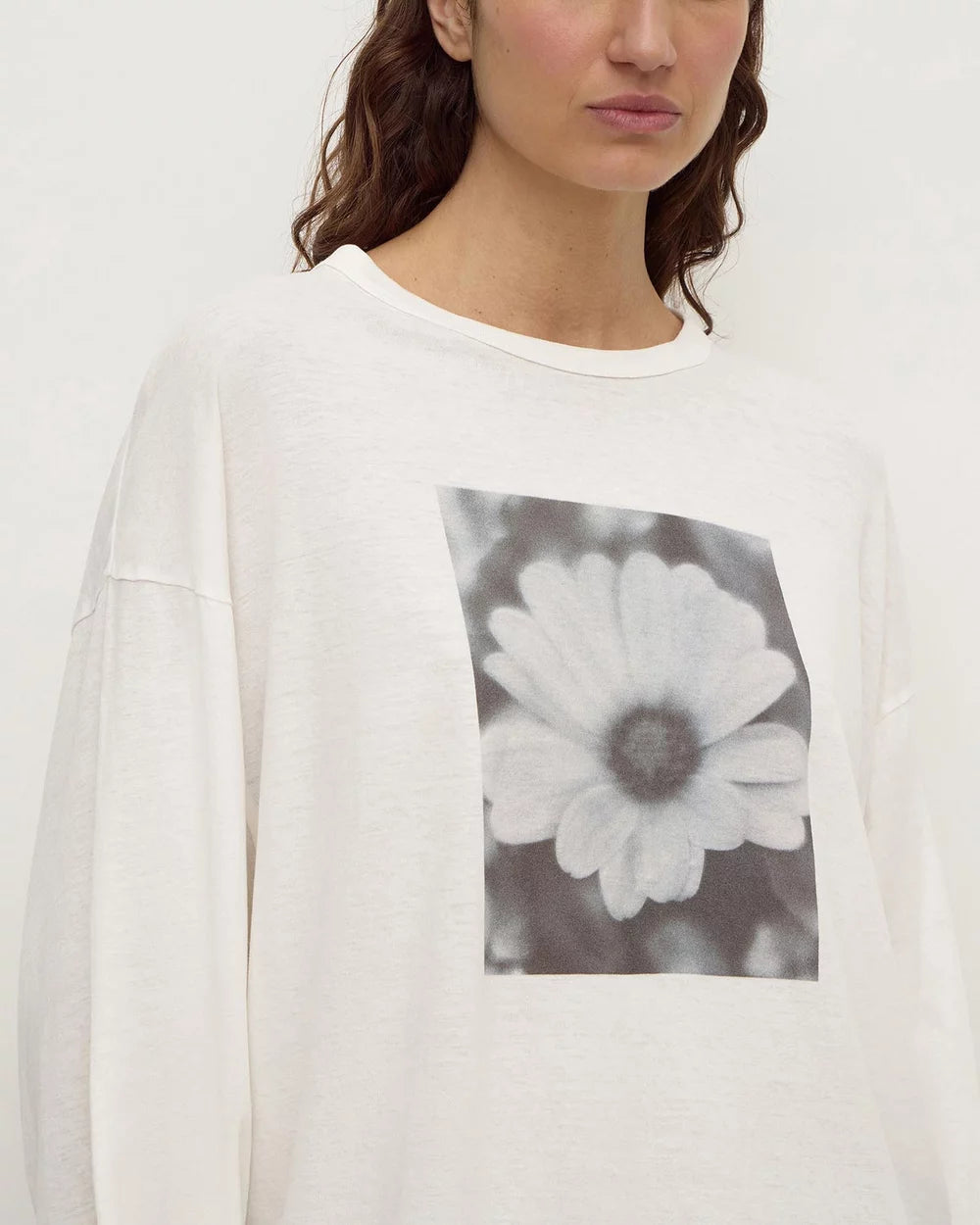 Flora Wide SS Tee - Antique White