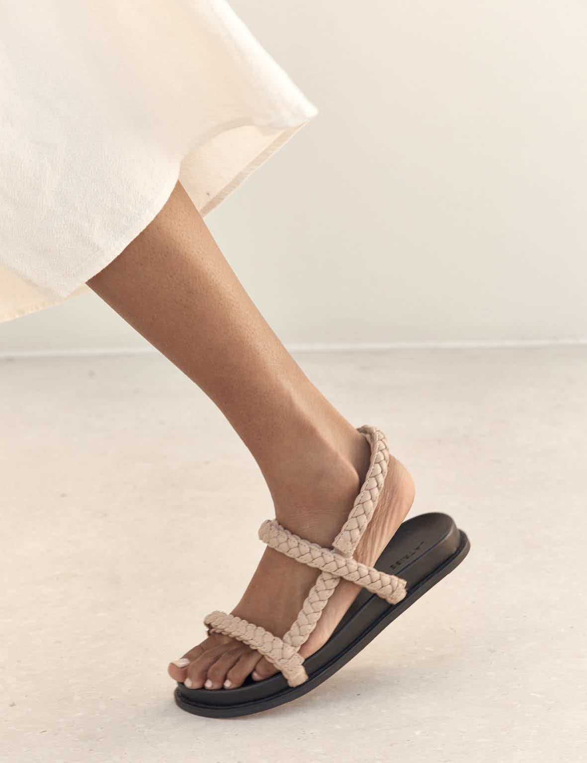 Thin Elke Braided Sandal - Sand